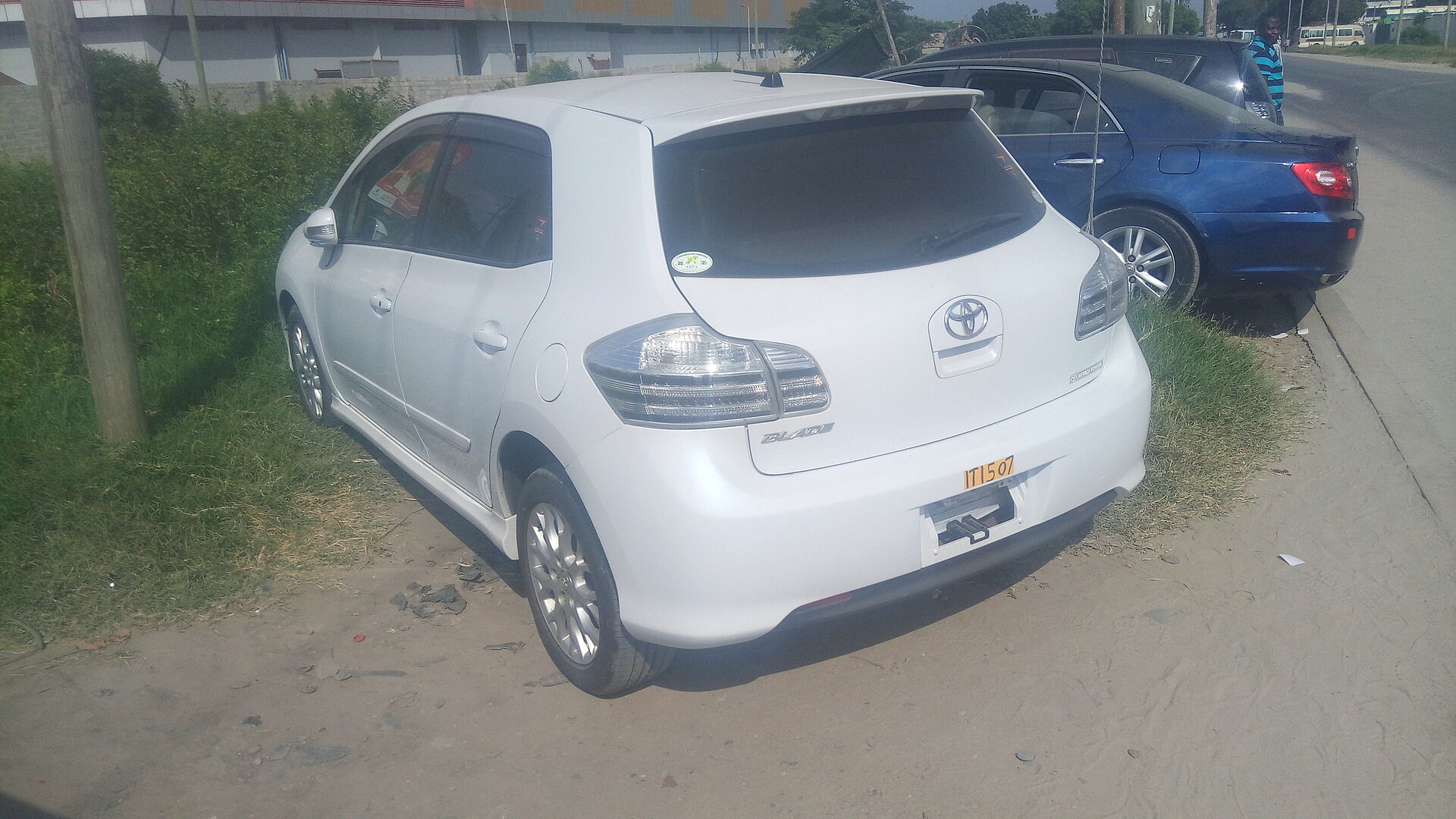 TOYOTA BLADE Avaliações e testemunhos de clientes - BE FORWARD
