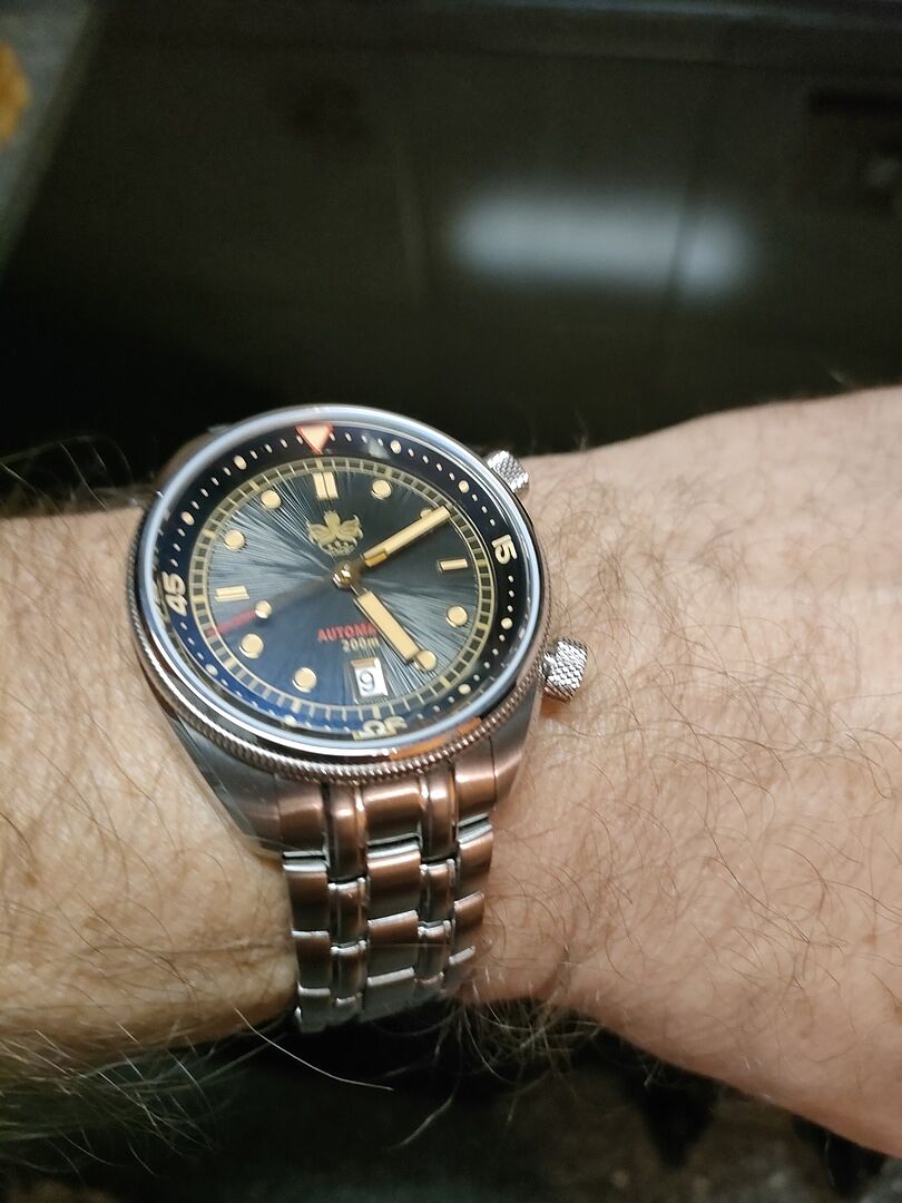 PHOIBOS EAGLE RAY 200M Automatic Compressor Dive Watch PY039D