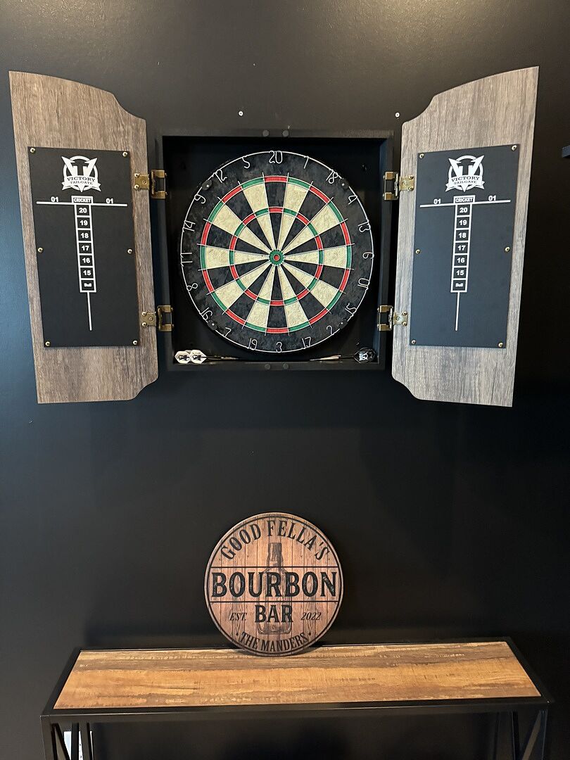 Guy Harvey Bristle Dartboard Cabinet Set | Victory Tailgate