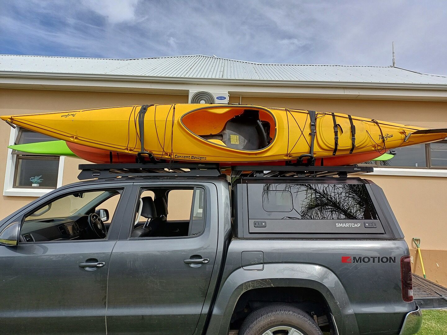 Kayak Carrier / Foldable J Style