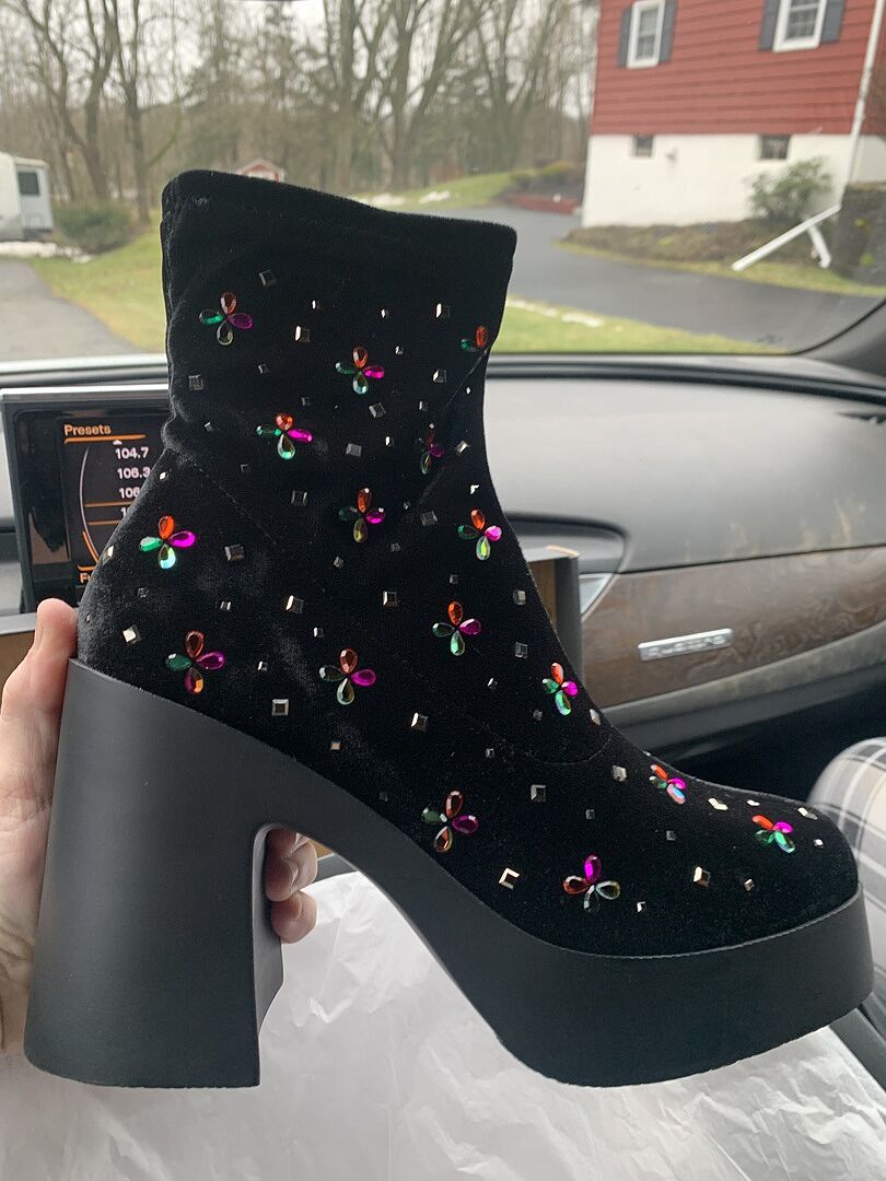 ★Betsey Johnson★海外セレブに大人気★HARRIET★ブーツ HARRIET BLACK Rhinestone Bootie | Women's Booties – Betsey