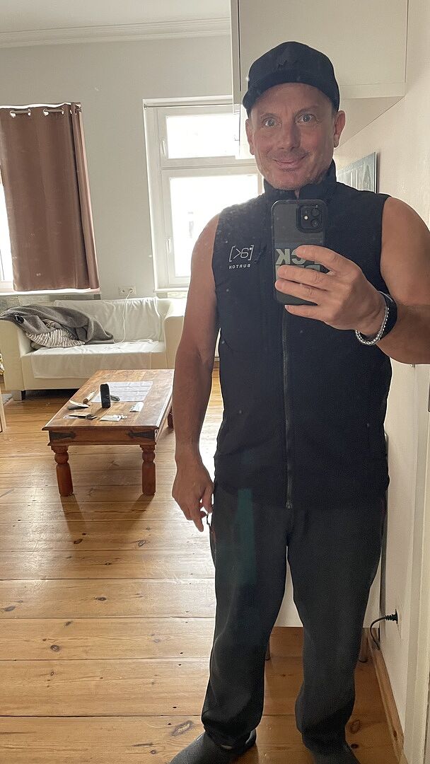 Men's Burton [ak] Helium Stretch Insulated Vest | Burton.com