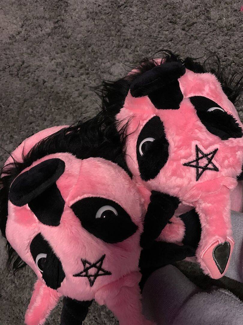 Bubblegum sold Dark Lord Kreepture Killstar Baphomet Plush 012/666