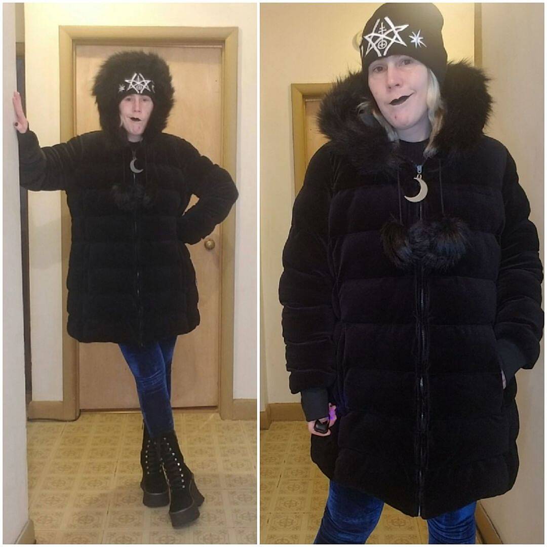 KILLSTAR Velvet Fur Hooded Jacket Puffy Coat 2024 Size M