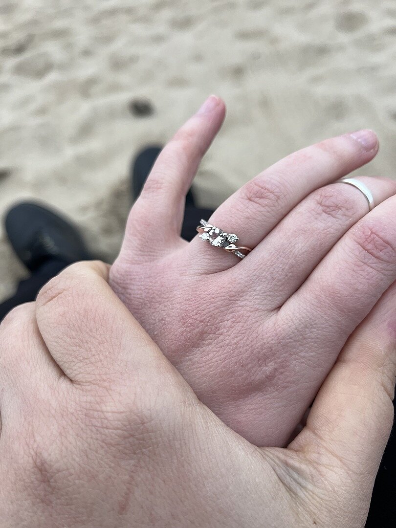 Morganite and Diamond Twisted Vine Ring