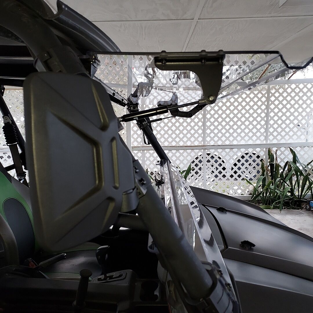 Kawasaki Teryx 750/800 Scratch Resistant Flip Windshield