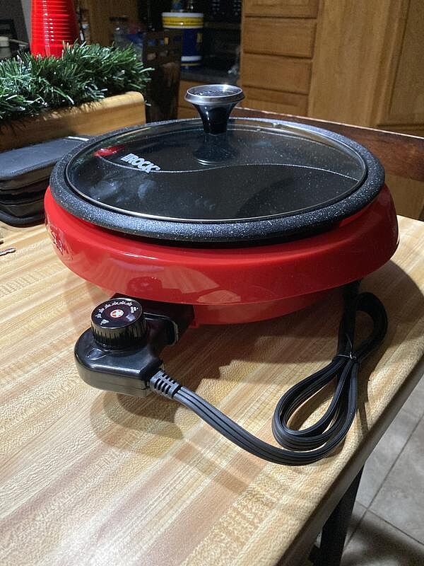 Dual-Sided Electric Hot Pot