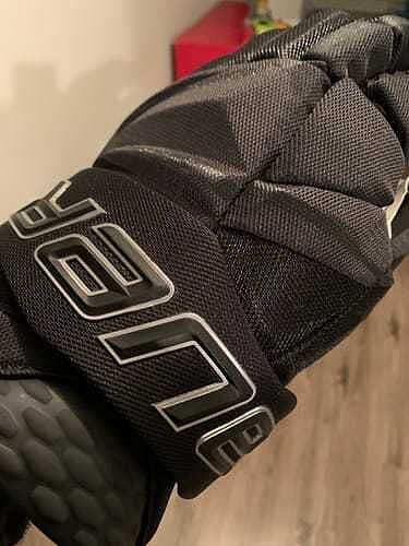 特価 Bauer HYPERLITE Glove BlackGold 目覚まし 14in
