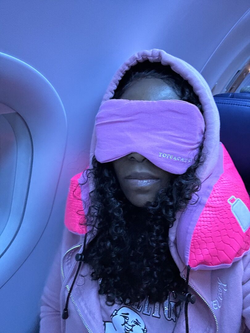 Signature Travel Neck Pillow in Pink – Tote&Carry