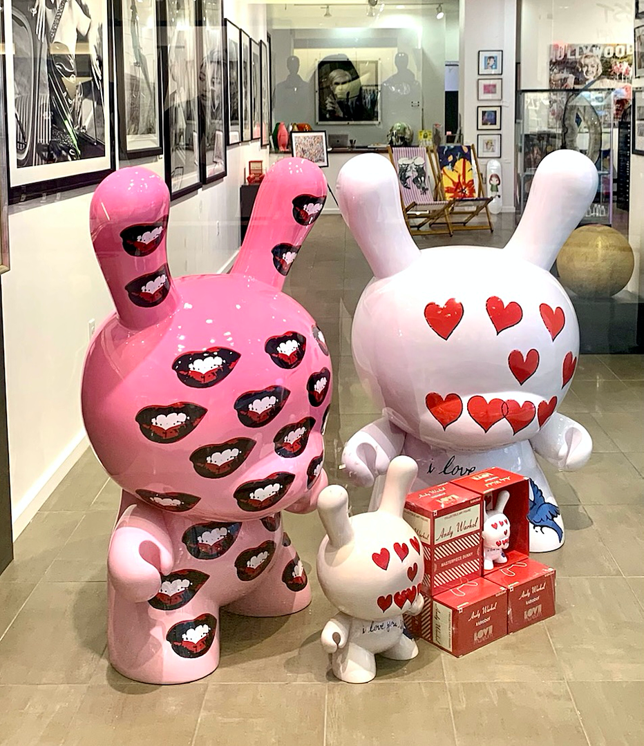 Kidrobot dunny Andy Warhol 4体セット B Amazon.com: Andy Warhol Full Case of 24 Dunny Series 2