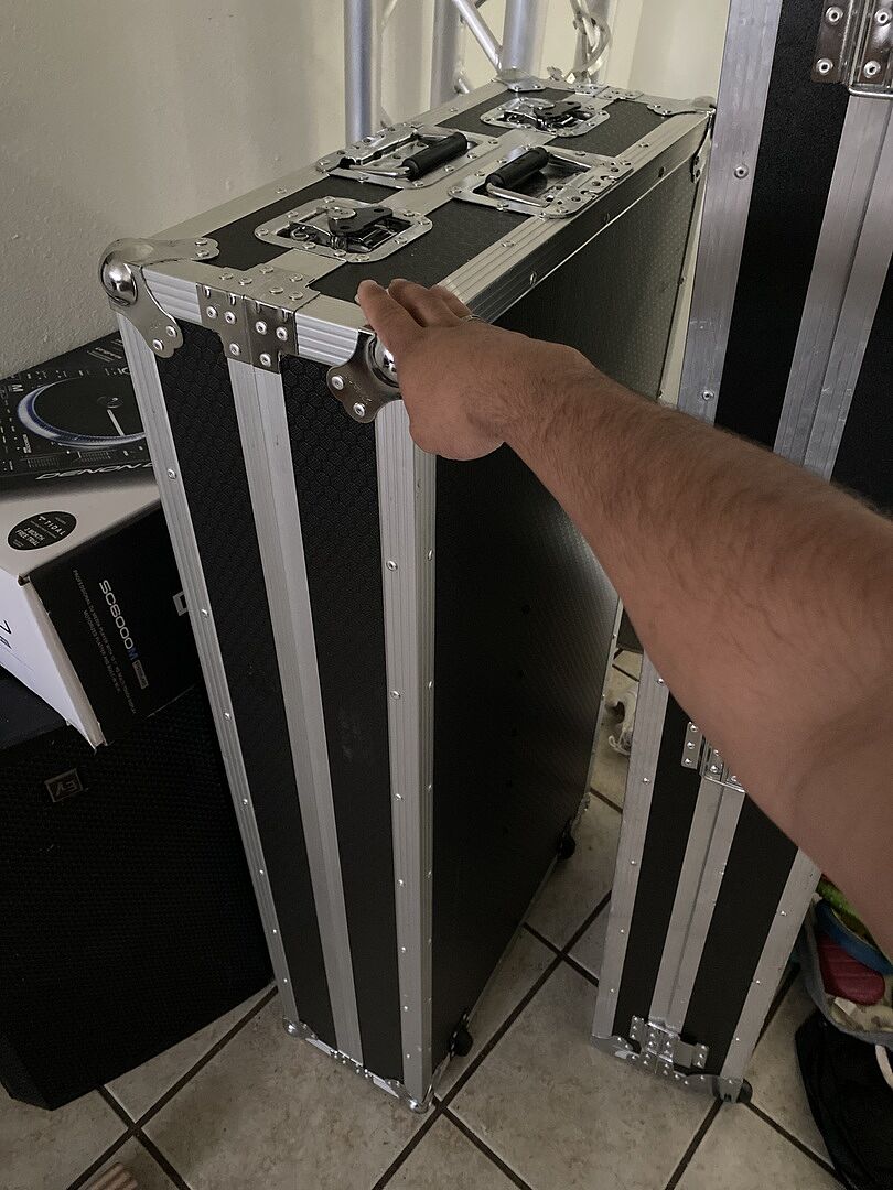 ProX XS-ZTABLE Portable Z-Style DJ Table Flight Case | IDJNOW