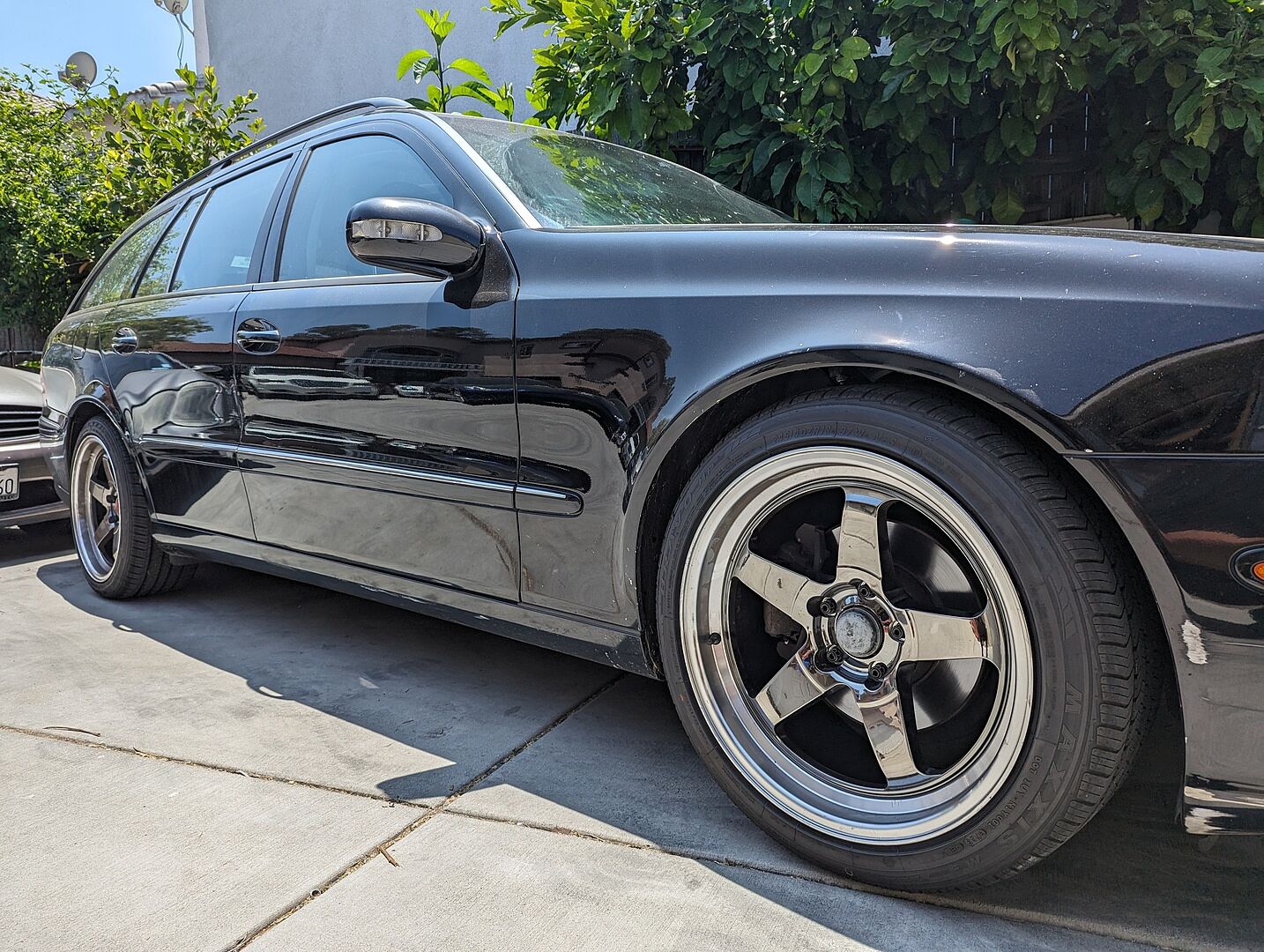 Maxxis Bravo HP-M 3オールシーズンタイヤ-215/65 R 16 98 V