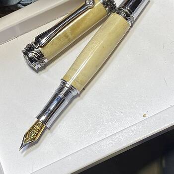 Majestic Jr. Fountain Pen with top Deer Antler - Free Shipping #FP10130