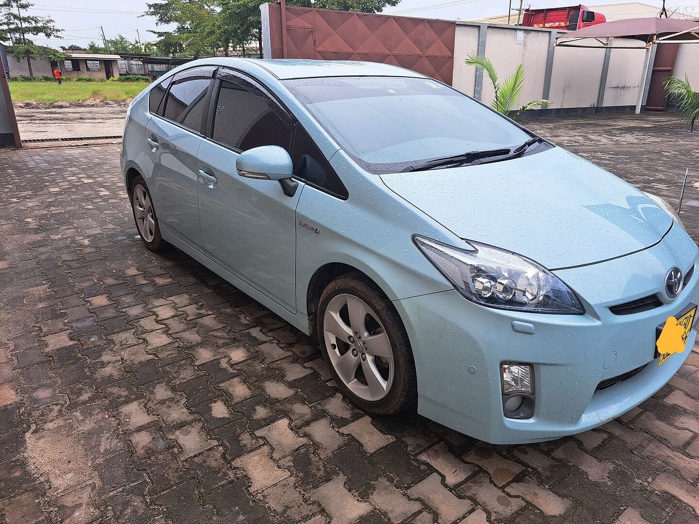 TOYOTA　PRIUS　α Toyota Prius Hybrid 1.8L 2ZRFXE New Short Block Genuine OE
