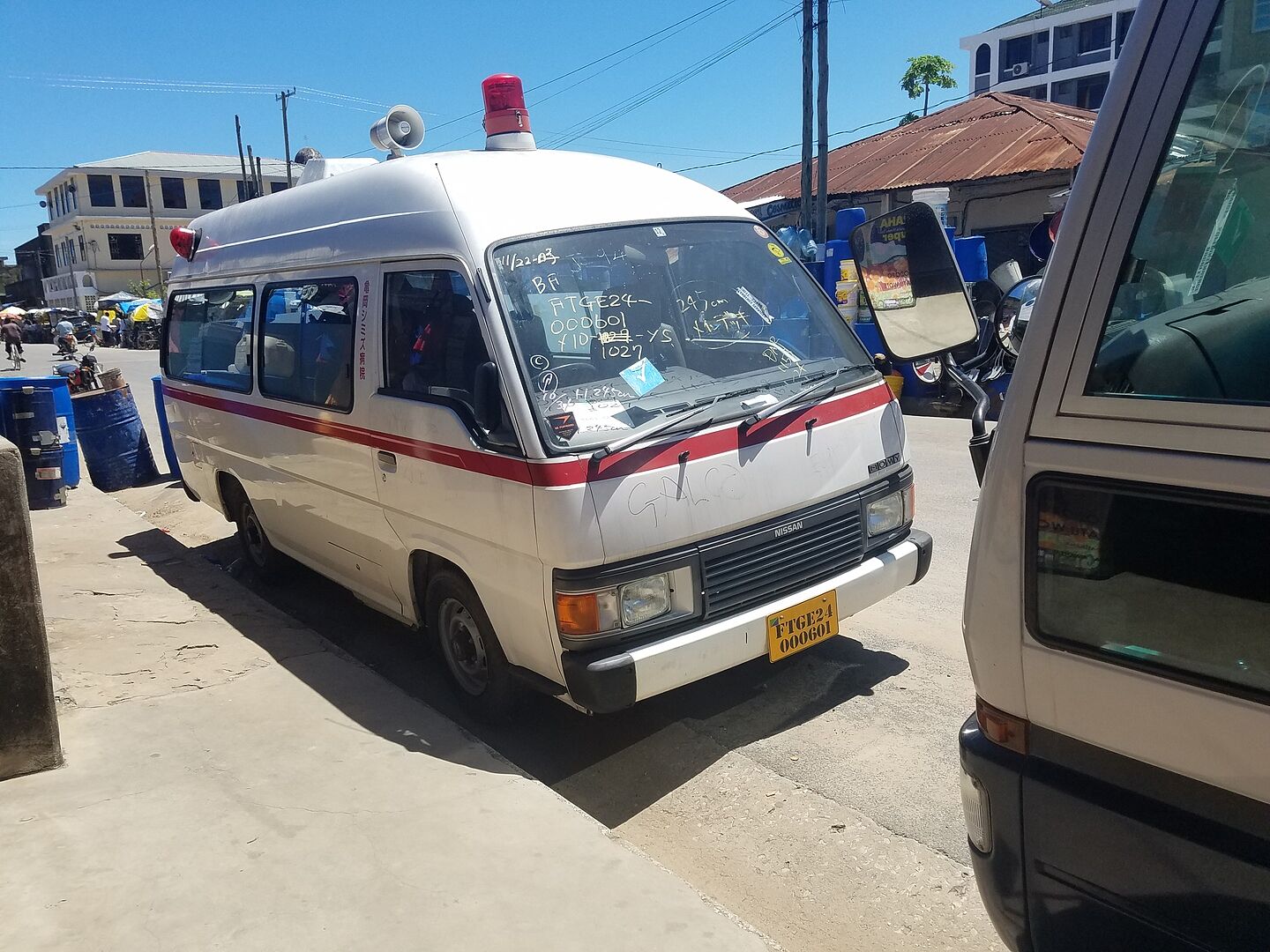 Used 2006 NISSAN CARAVAN BUS/LC-DQGE25 for Sale CC726972 - BE FORWARD