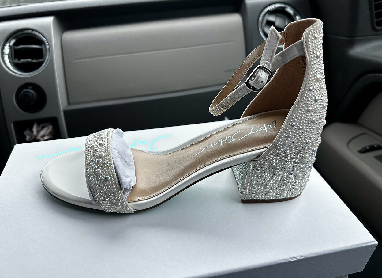 SB-MARI White Pearl Block Heel Sandals | Women's Designer