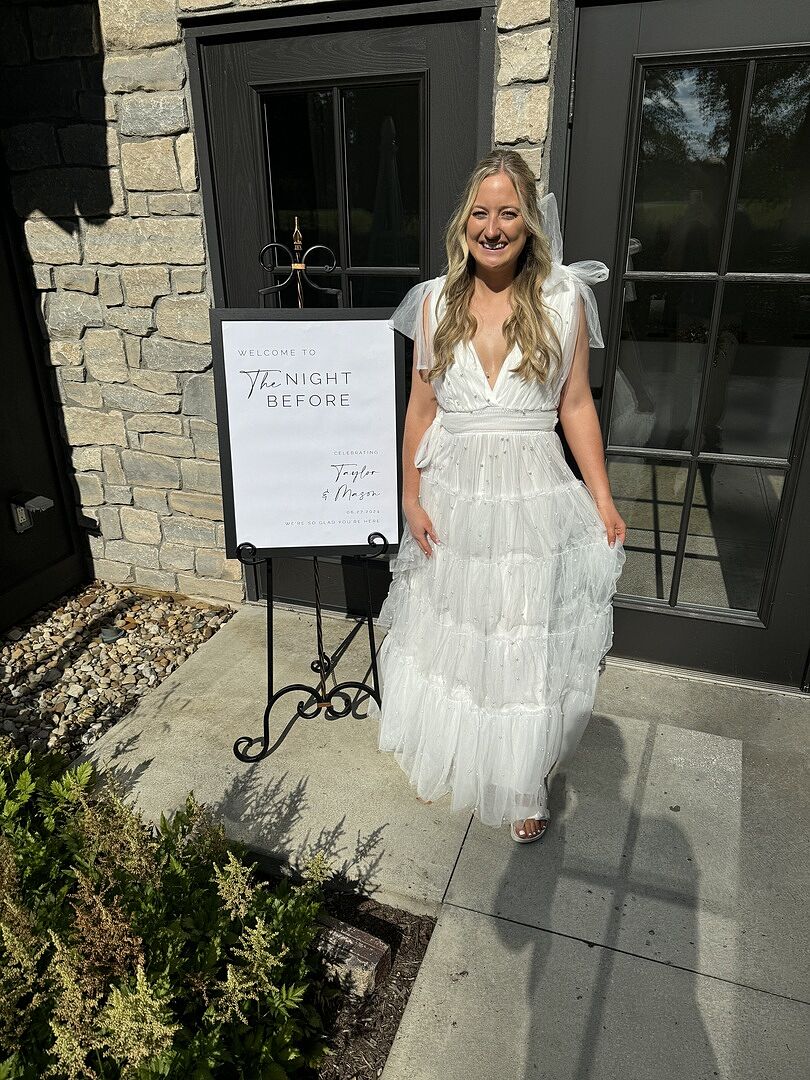 white dress lady Pepa White Dress main image 1