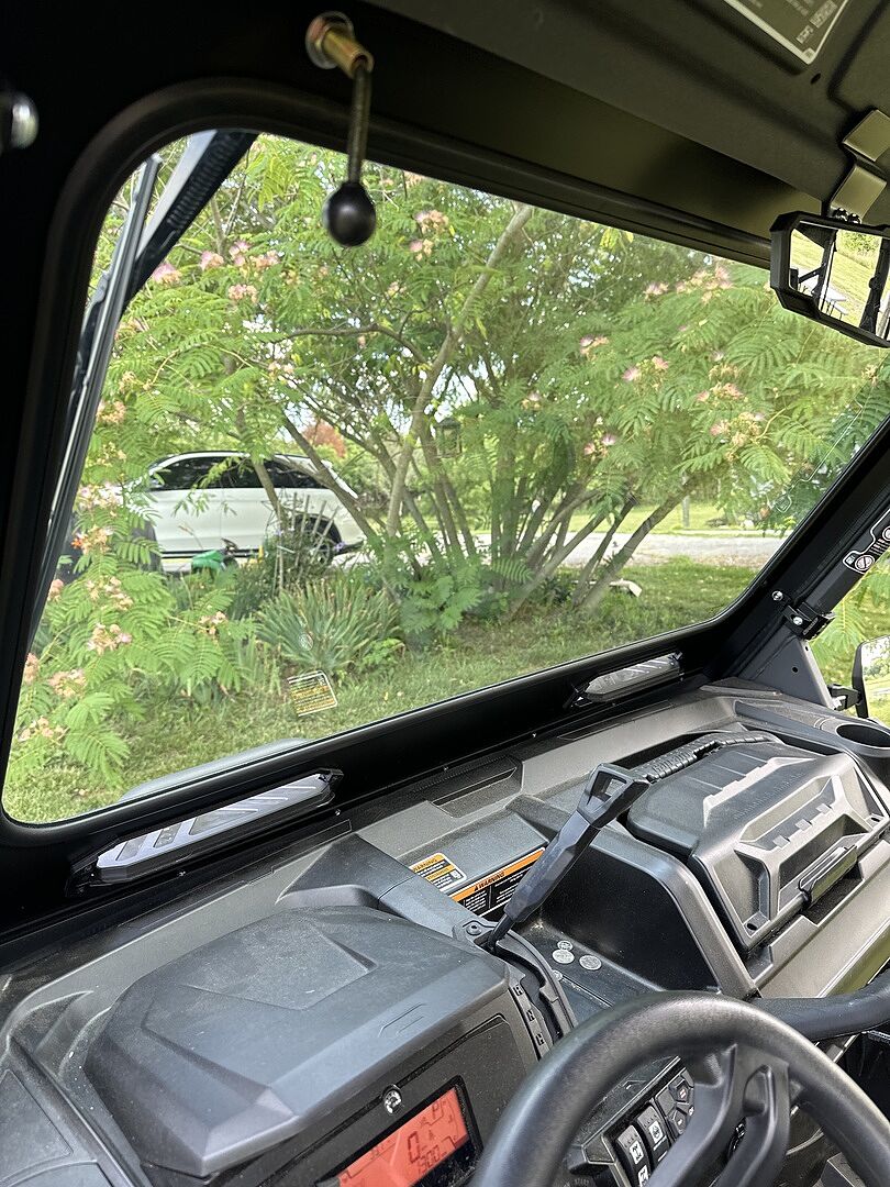 Can-Am Defender HD5 Glass Windshield