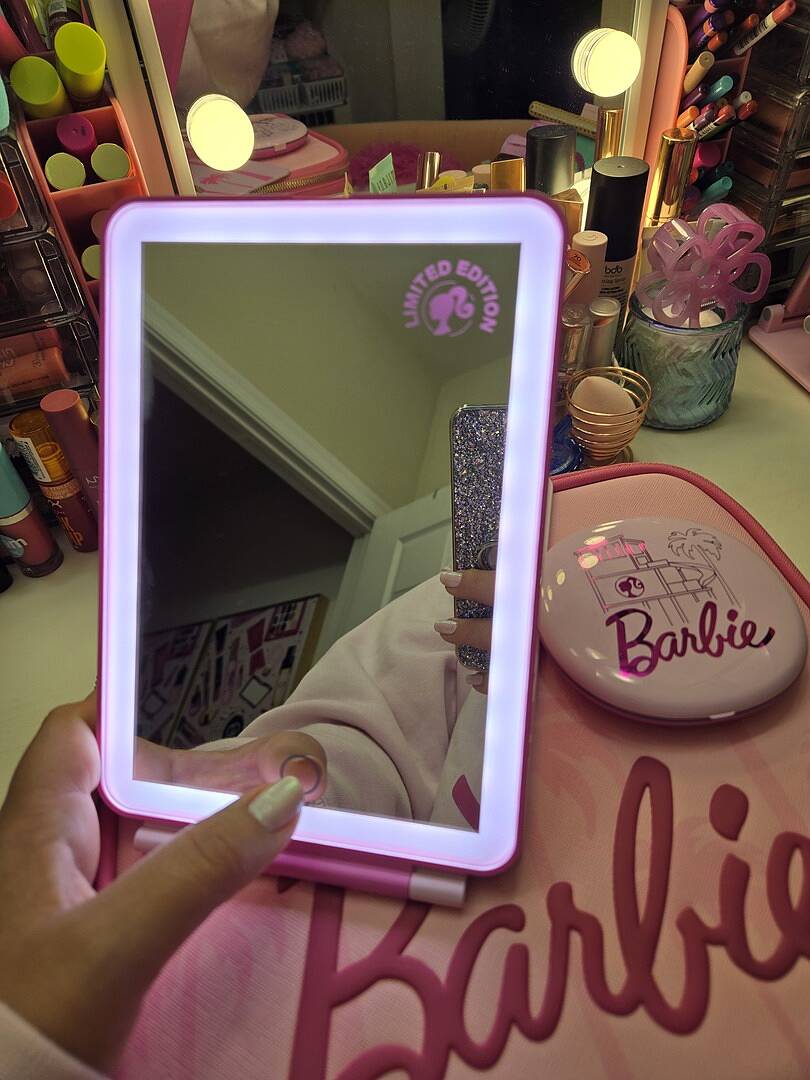 USB rechargeable led online lighted travel mirror bejeweled Barbie light up mirror