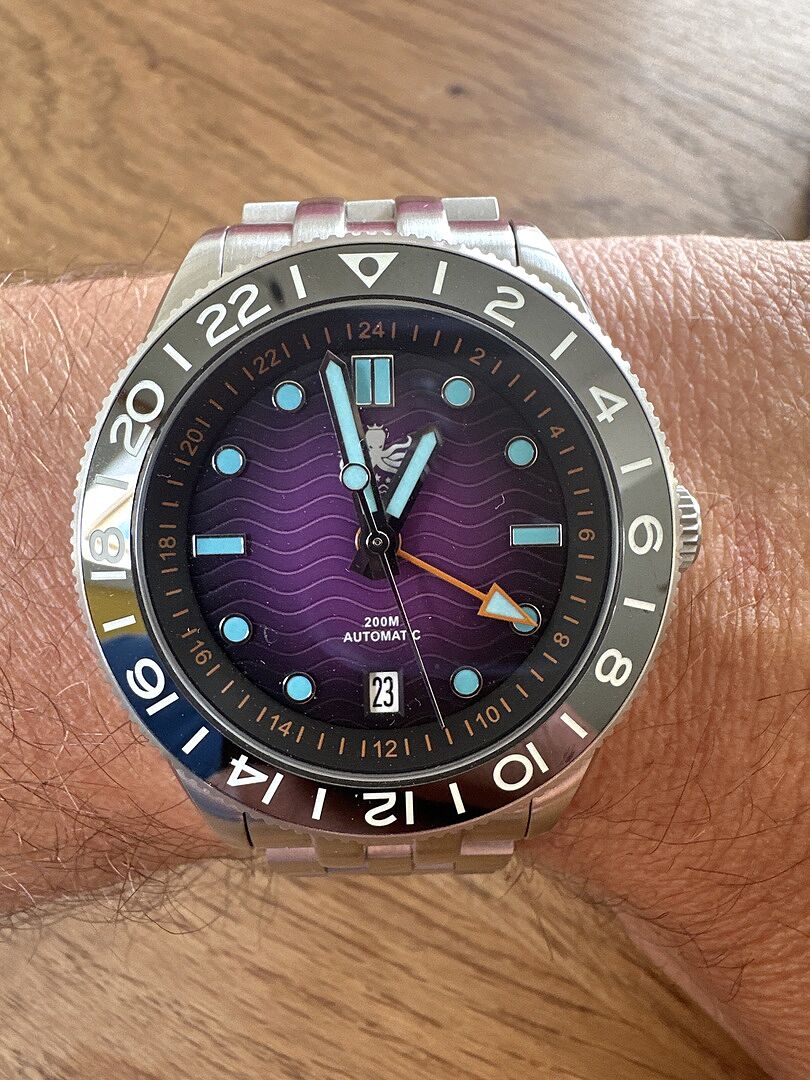 PHOIBOS Wave Master GMT 200M Automatic Diver Watch PY049H Purple