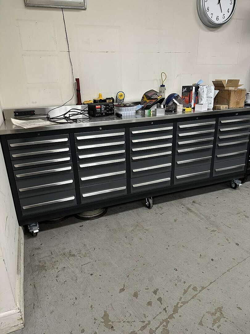 Dragonfire 30 Drawer Pro Series 9FT Workbench with Swappable