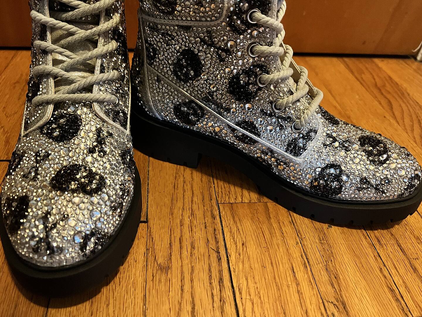 Online NWOT Betsey Johnson Skull Distressed High Top Sneaker