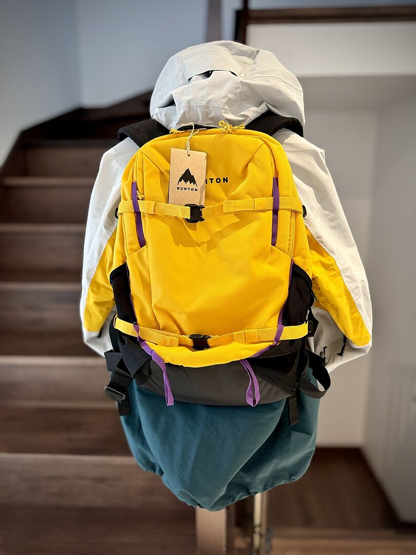 Burton Day Hiker 30L Backpack Bags Packs Winter