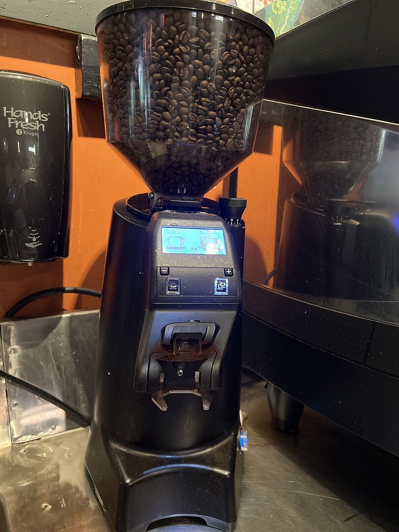 Eureka Zenith 65 Neo Chrome Canada