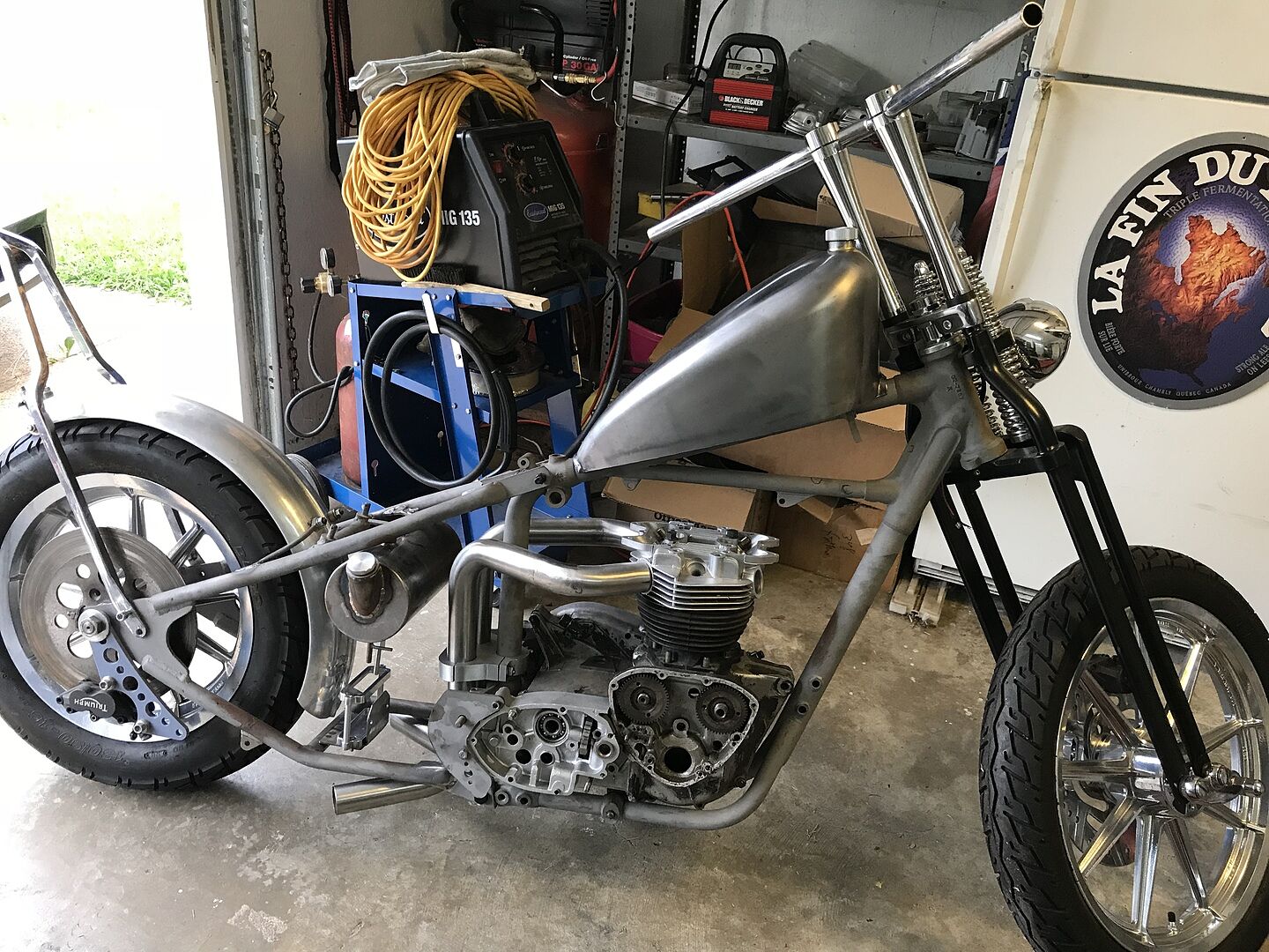 Lowbrow Customs Universal Frisco Gas Tank Rubber Mounting Kit with