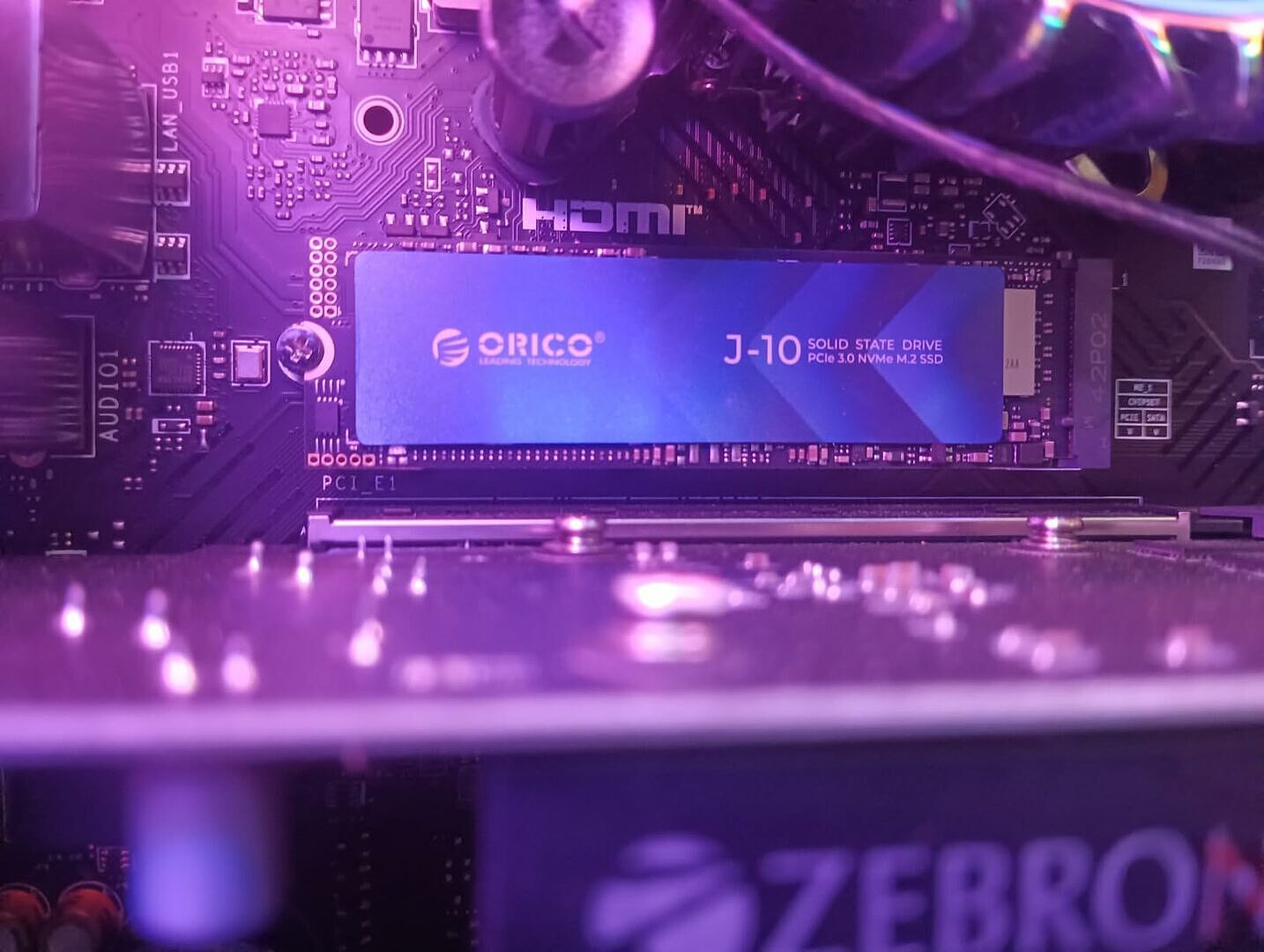 ORICO J-10 PCIe 3.0 NVMe M.2 SSD - High-Speed and Reliable Storage ORICO J-10 PCIe 3.0 NVMe M.2 SSD - High-Speed and Reliable Storage