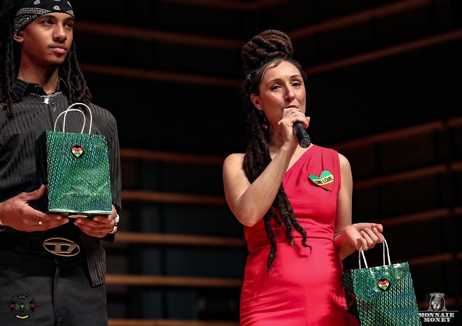 ONE LOVE STYLE EXCLUSIVE DOOR PRIZES AT TALENT SHOW