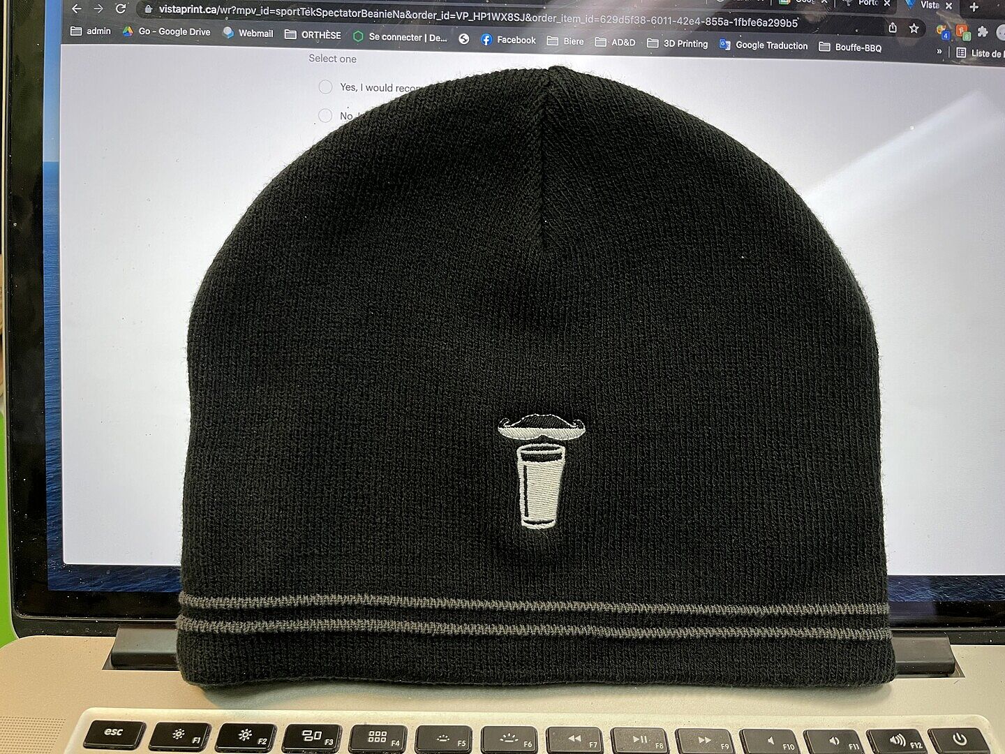 Would be 5 stars, but the logo is on the side not fornt