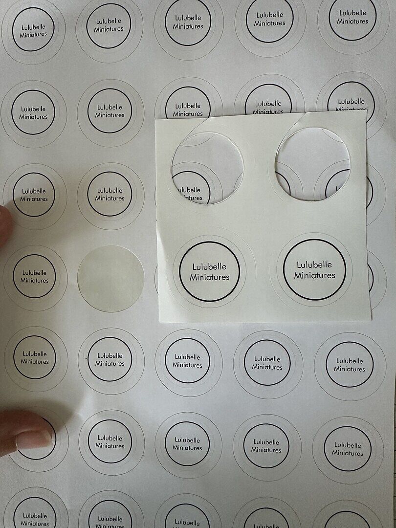 Issue with the image vs sticker size