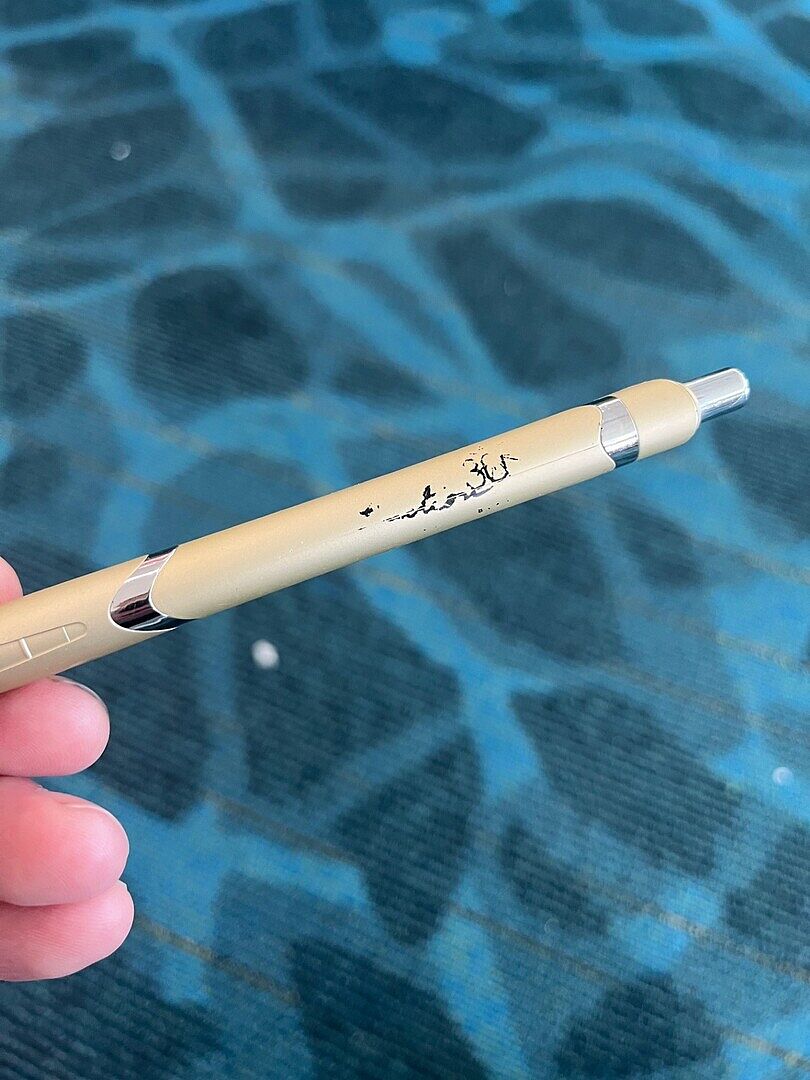 Crayon avec logo
