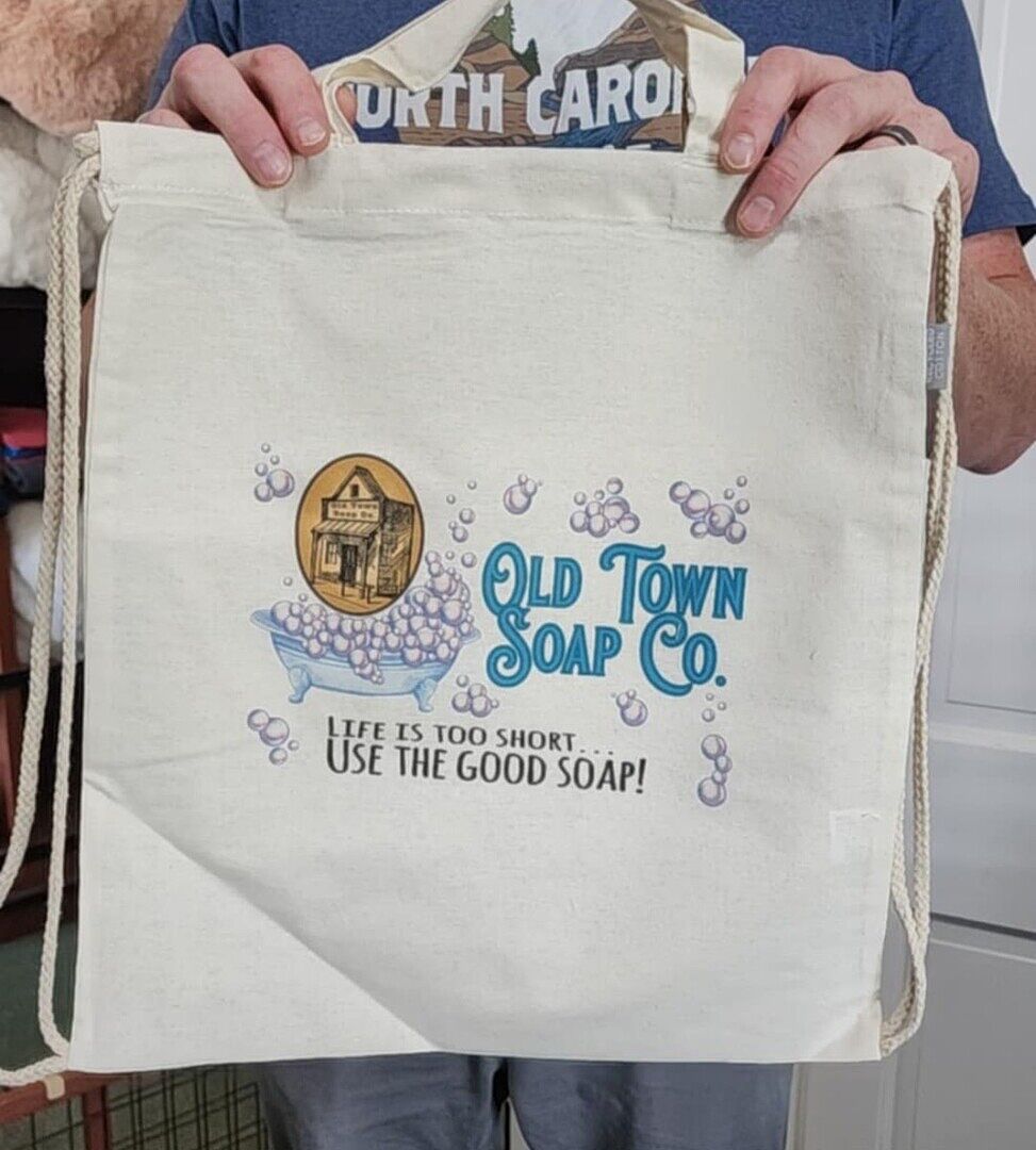 Absolutely LOVE this bag!