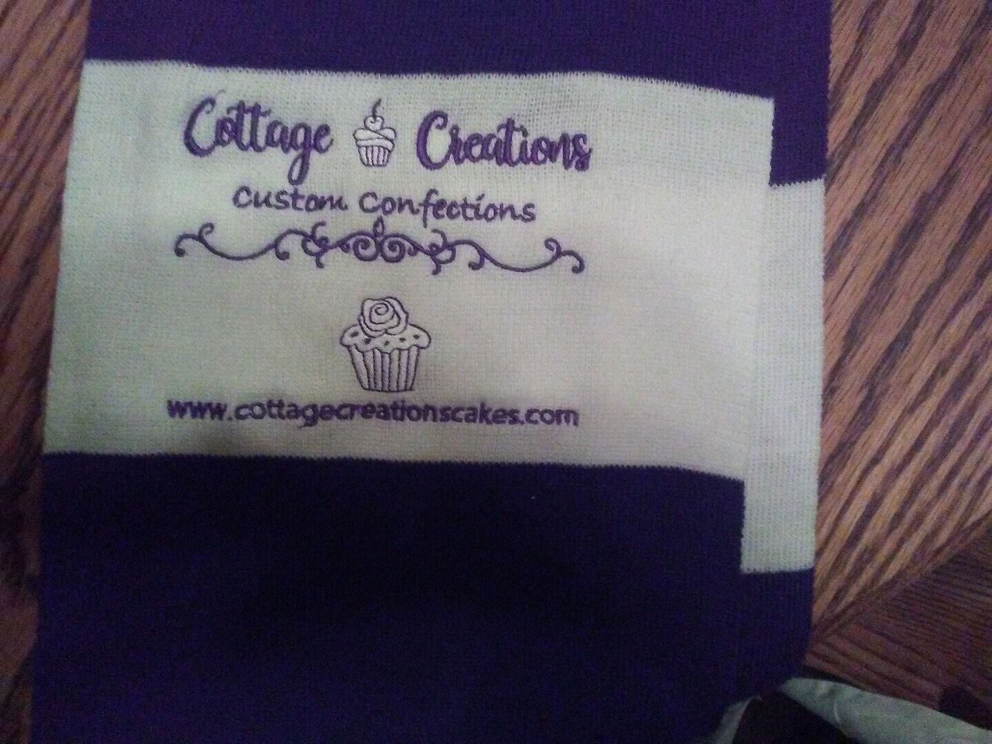 Very nice scarf and the embroidery looks fantastic!