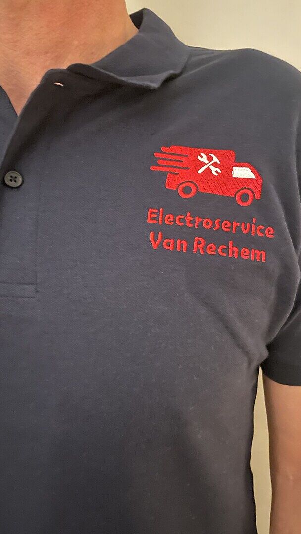 Logo veel te groot en op erkeerde plek