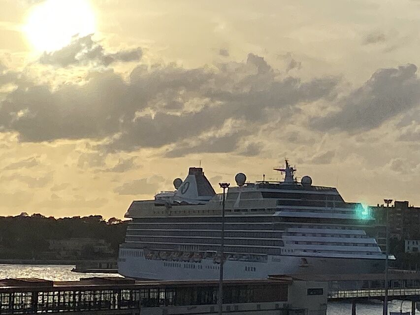 Norwegian Viva