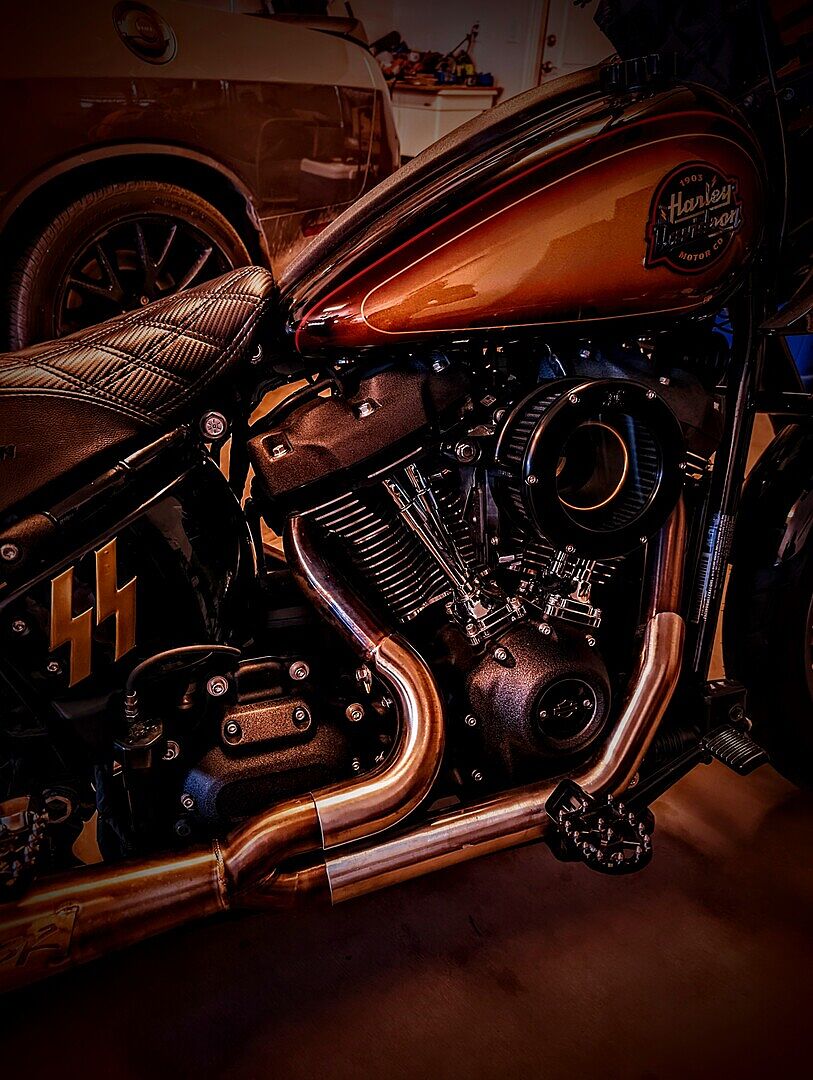 Two Brothers Racing Shorty Turnout Exhaust for 2018-2023