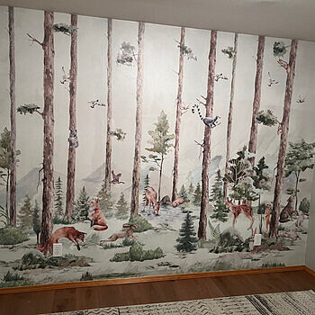 Kids Forest Animals in the Jungle Wallpaper Mural This is a beautiful wallpaper