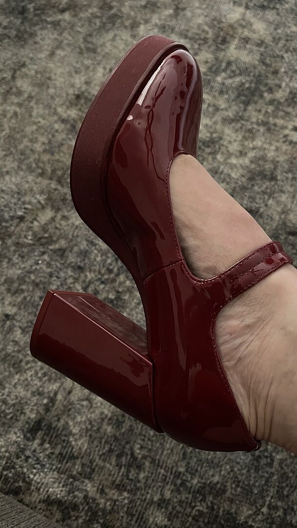 ★Steve Madden★新作★最新流行ブランド★TULLY★パンプス TULLY Black Patent Platform Mary Jane Heel | Women's Heels