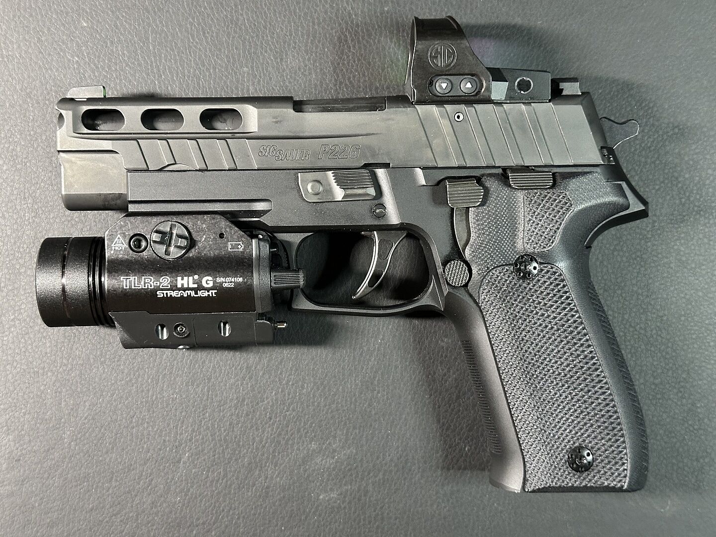 SIG SAUER P226 NAVYモデル カスタムスライド GUARDER ガーダー P226 NAVY アルミスライド＆フレームKIT 東京