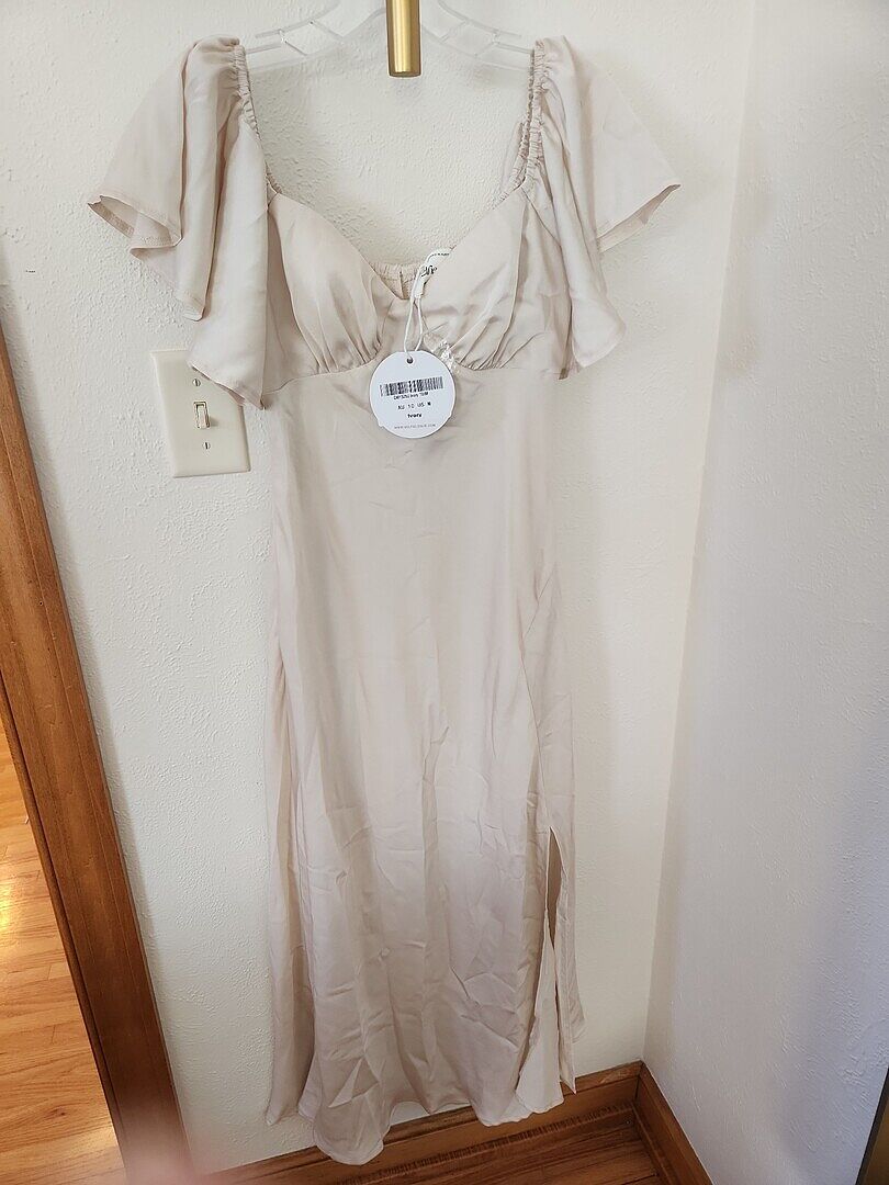 Park Avenue Flutter Sleeve Side Split Midi Dress Ivory | Selfie Leslie