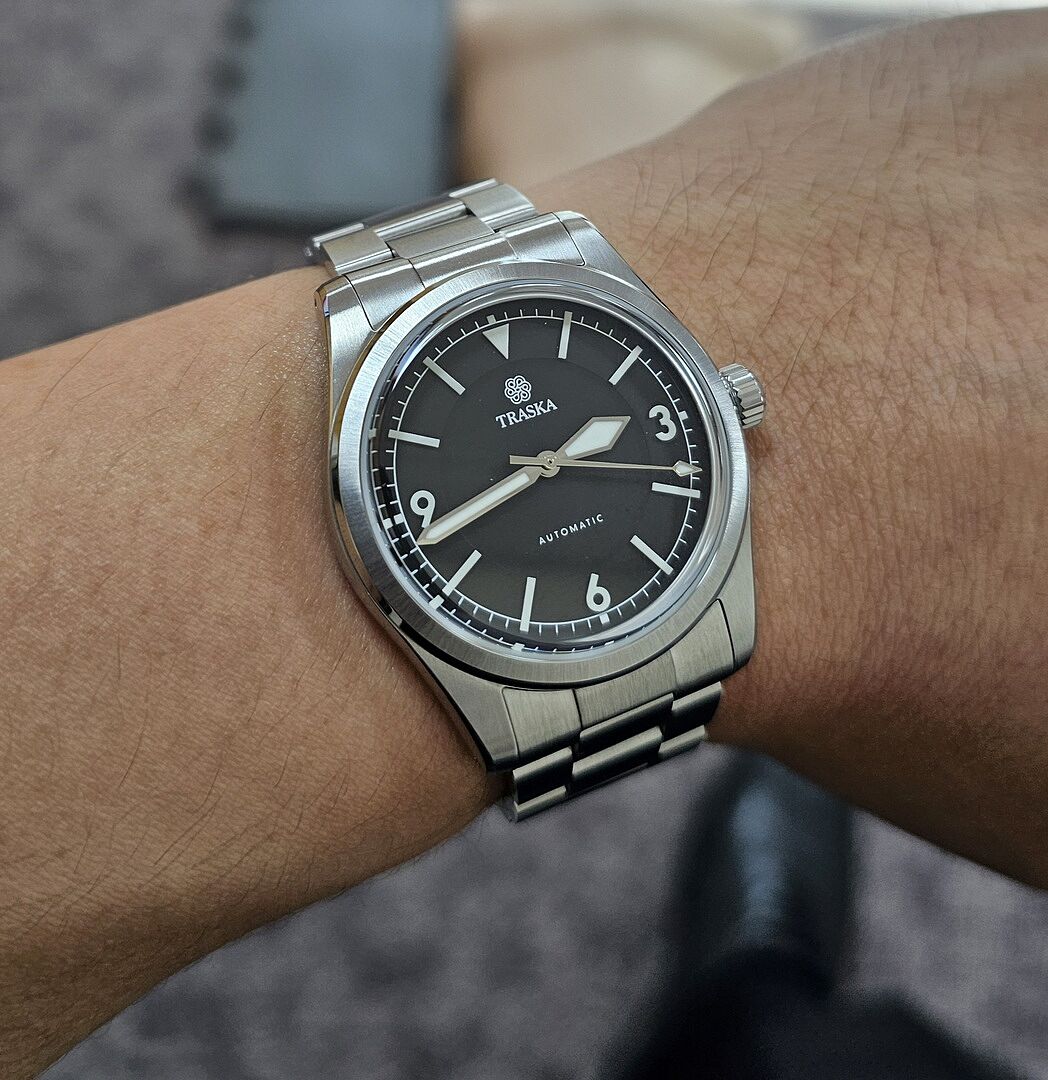 Charcoal Black | Summiteer 38