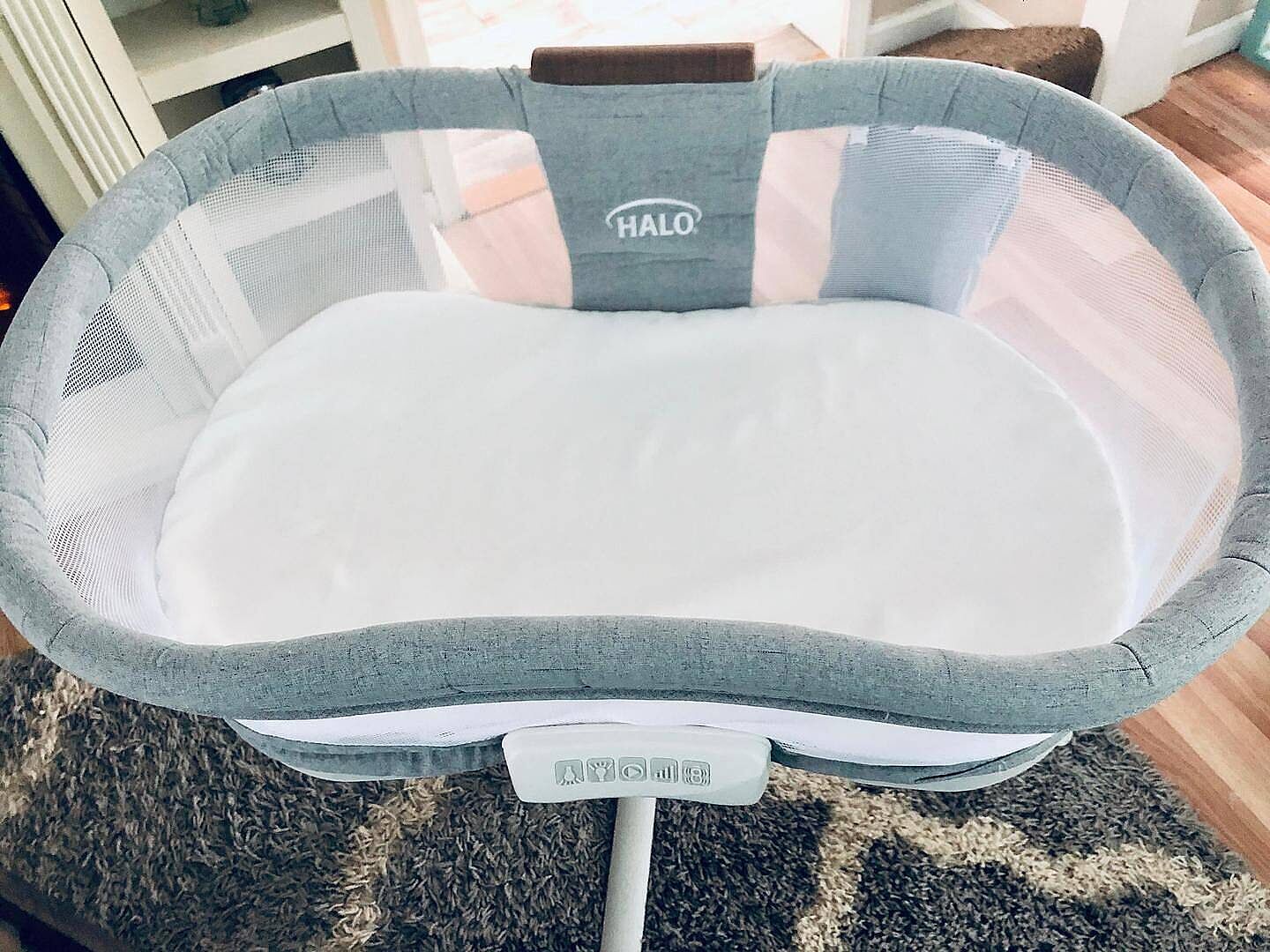 Customer carousel item 6.