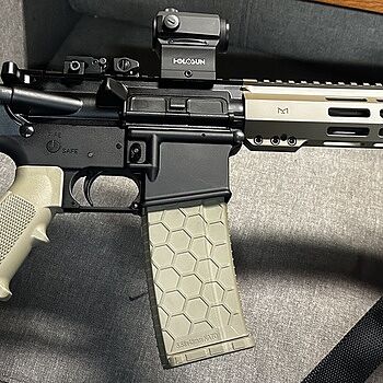 PSA 11.5" Carbine-Length 5.56 1/7 Phosphate 10.5" Lightweight Hex M-Lok Classic HAR-15 Pistol, FDE