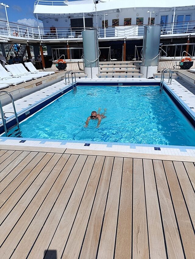 Regent Seven Seas Navigator