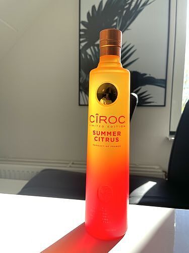 送料込み♡CÎROC シロック 限定味 SUMMER CITRUSウオッカ 送料込み♡CÎROC シロック 限定味 SUMMER CITRUSウオッカ