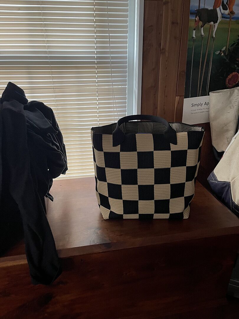 The Lightweight Tote in Checker Classic | Rothy's