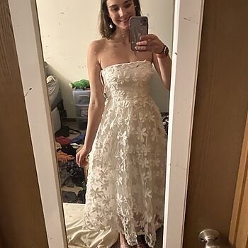 dori floral embellished midi dress Selfie Leslie | Dresses | Selfie Leslie Dori Floral Embellished Midi Dress